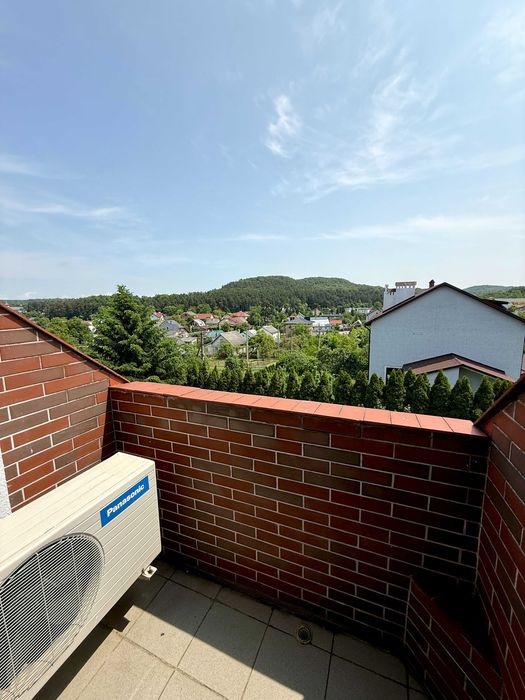 Продаж заміський будинок 450м2 15 сот.землі Брюховичі р-н рест. Байка