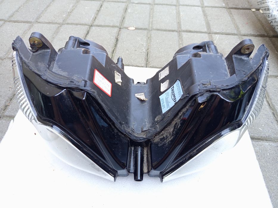 Triumph Daytona 675 reflektor przedni