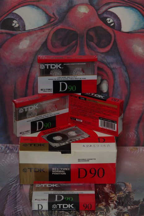 Аудіокасети TDK Maxell Fuji