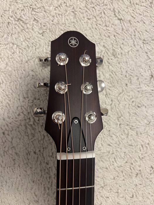 Guitarra Yamaha SLG200S