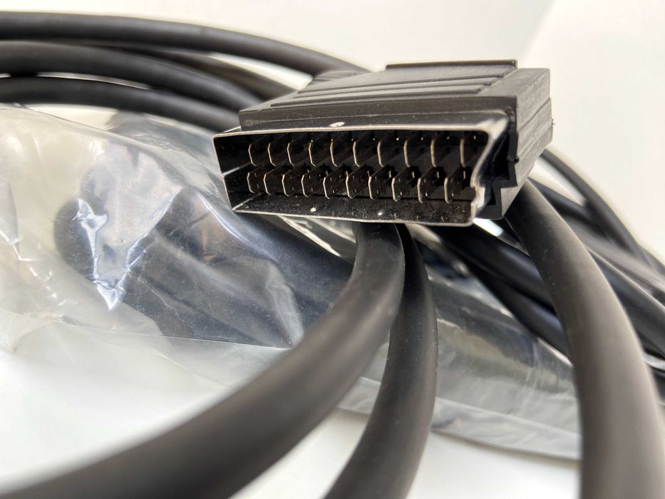 Cabos SCART de 21 pinos macho-macho