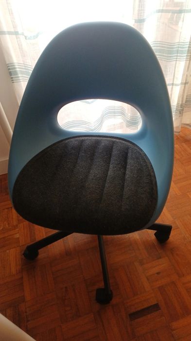 Mesa + cadeira ajustável