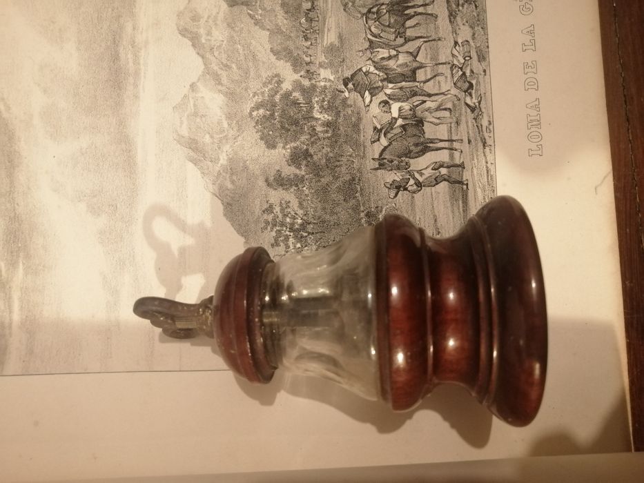 Moinho de pimenta antigo