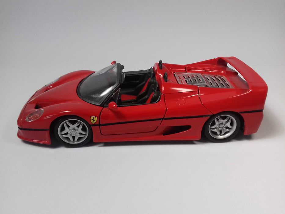 Maisto 1:24 - Ferrari F50