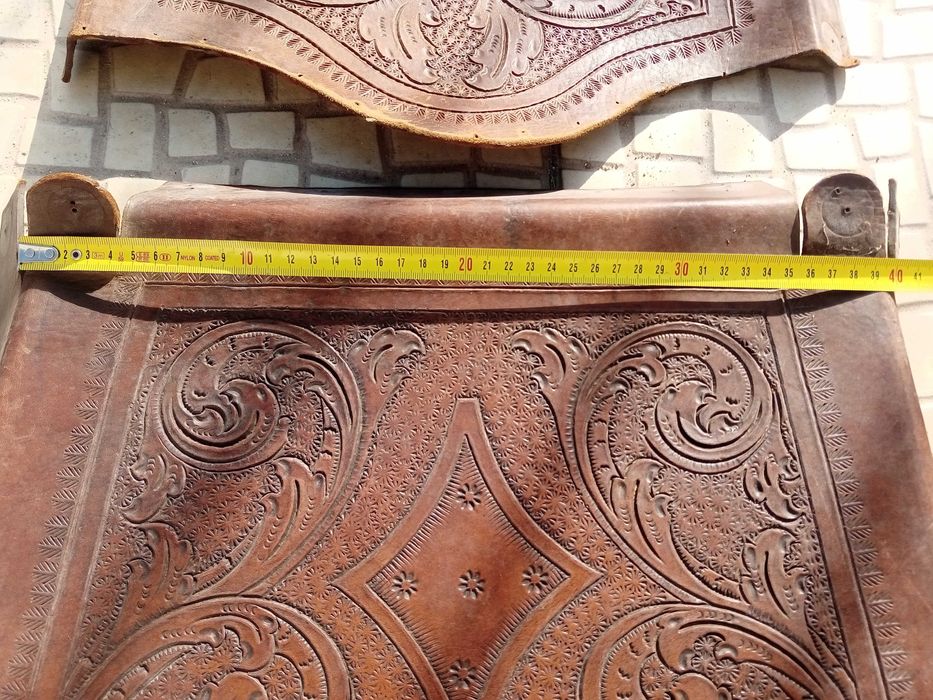 8 Assentos e costas de cadeiras