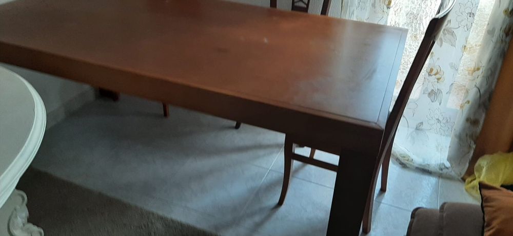 Mesa jantar de madeira + 6 cadeiras