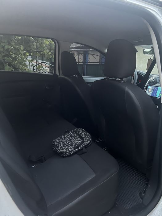 Dacia Sandero 2013