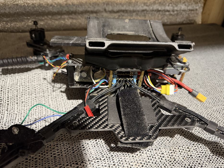 Продам дрон fpv 20 дюймів ( в робочу стані без камери)