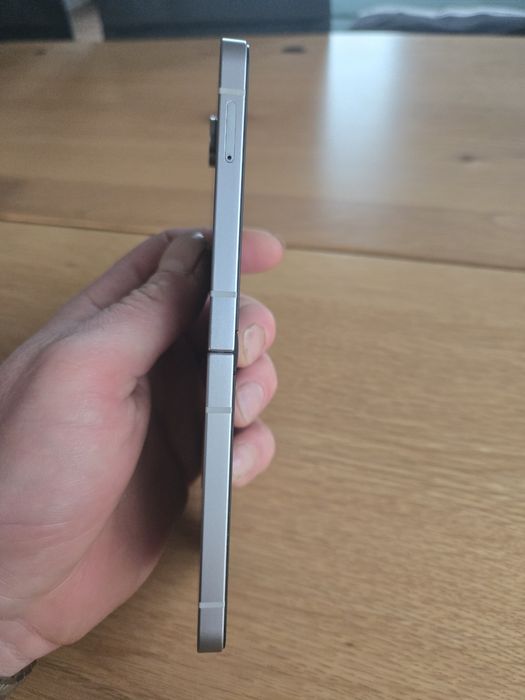 Samsung flip 6 okazja