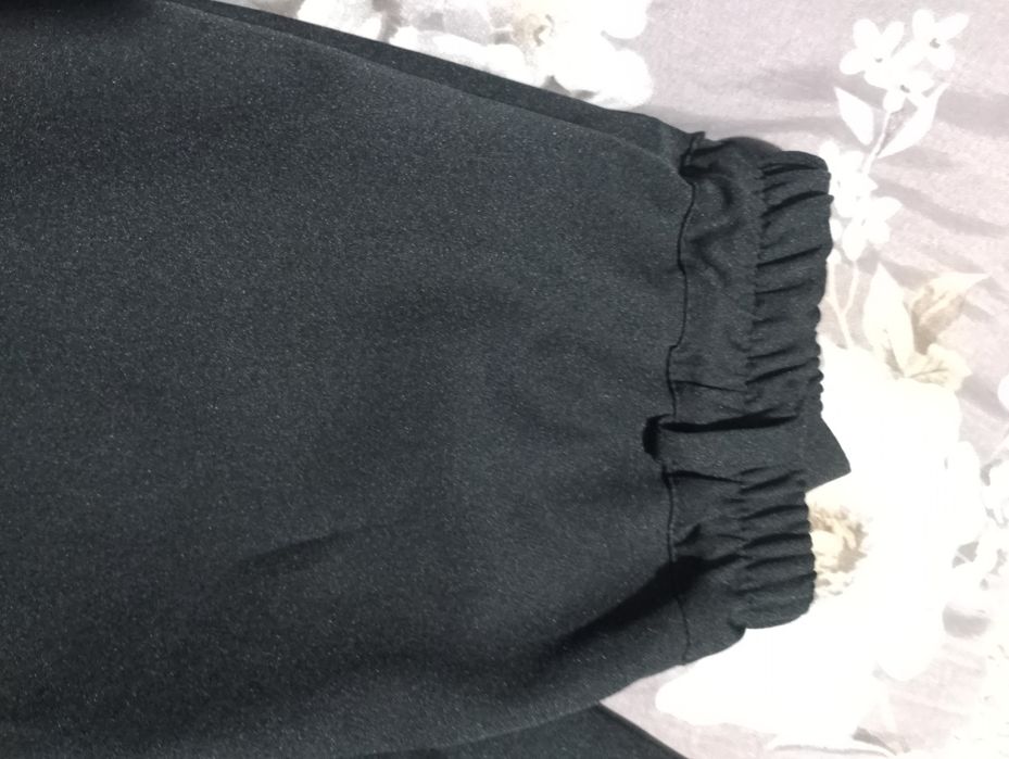 Класичні чорні брюки