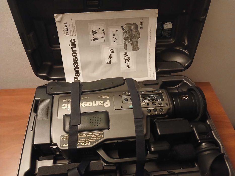 Kamera S-VHS Panasonic MS4 + Magnetowid HS1000