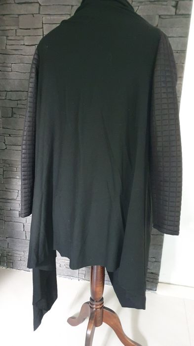 Świetna narzutka Aga Pou, rozmiar XL