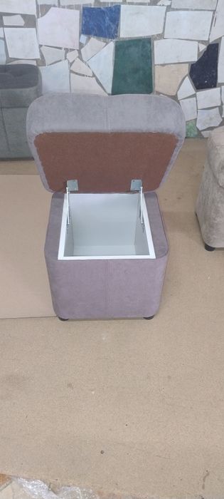 Нова банкетка з відкритим верхом