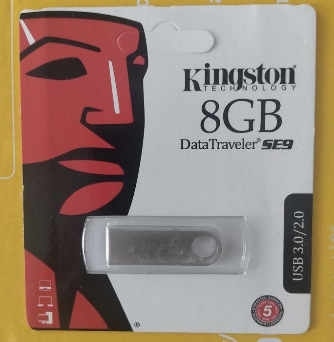 Флеш память флешка Kingston металл обьем 8,16,32,64 память ссд