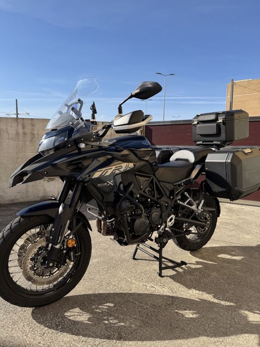 Benelli TRK 502X – 2022 | 8.600 km | Excelente Estado - Negociavel