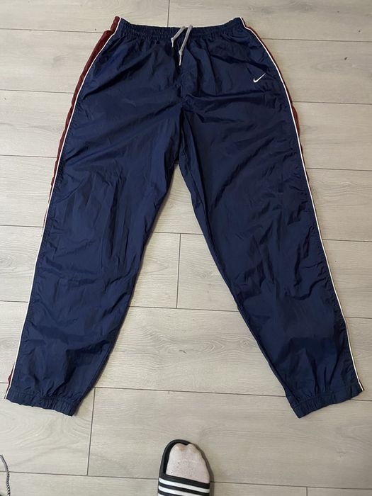 Вінтажні спортивні штани Nike
