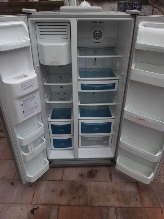 lodowka daewoo side by side cala na czesci