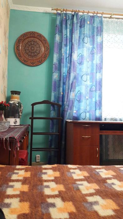 Здам в оренду кімнату по вул. Приозерна довгостроково