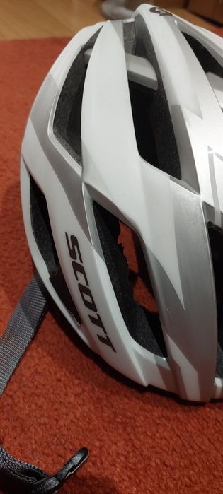 Capacete de bicicleta SCOTT, muito leve, pouco usado