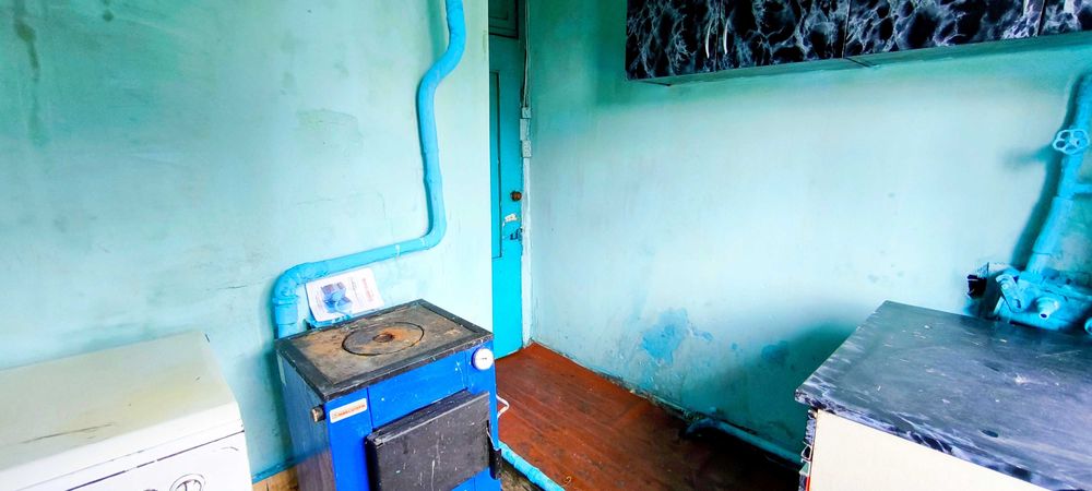 КУПУЙТЕ трикімнатну квартиру в центрі села Катюжанка!