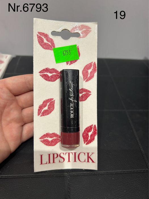 Nowa pomadka Bourjois Rouge Fabuleux 19 nr.6793
