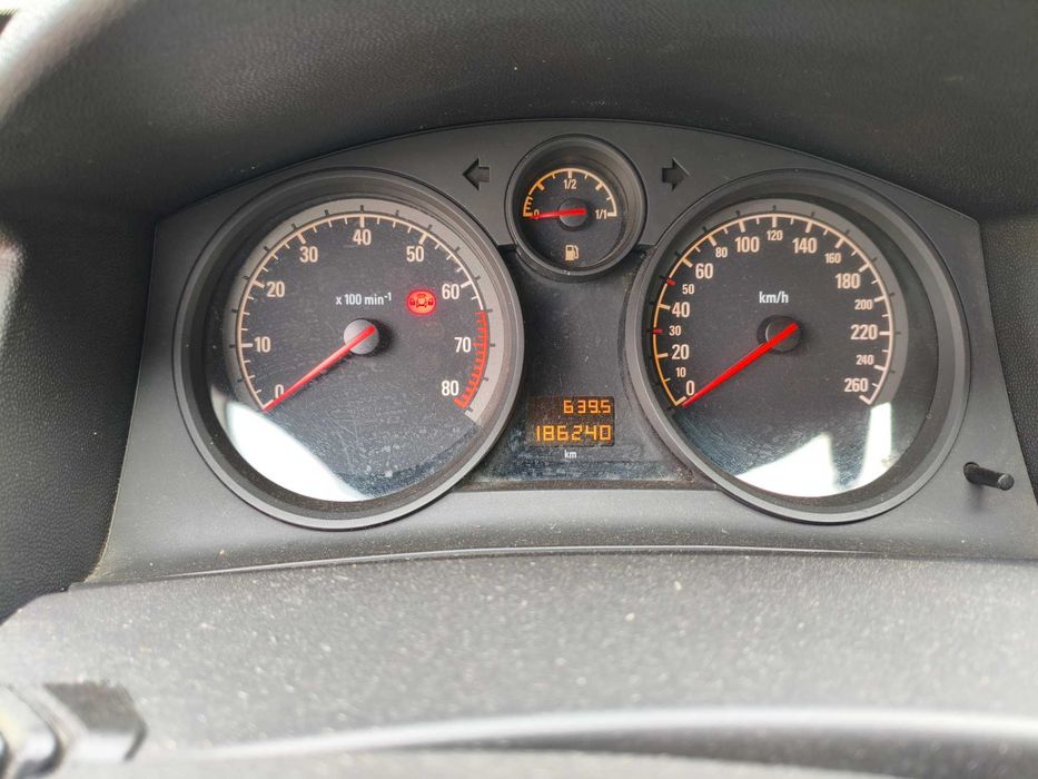 Opel Astra H 1.4i benzyna 16V 90KM