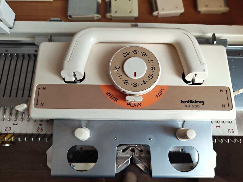 Вязальная машина Knitking KH-230