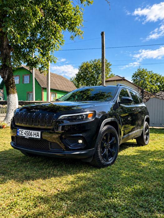 Jeep Cherokee 16500$