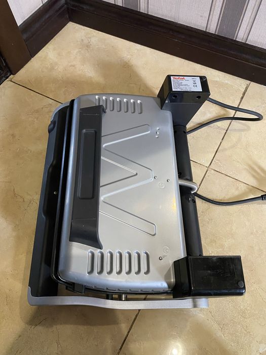 Гриль электрический контактный Tefal OptiGrill