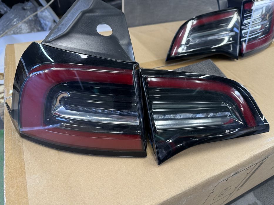 Фонари Tesla model 3/Y USA