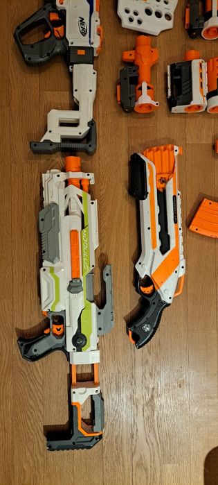Nerf zabawki całe zestawy plus dodatki