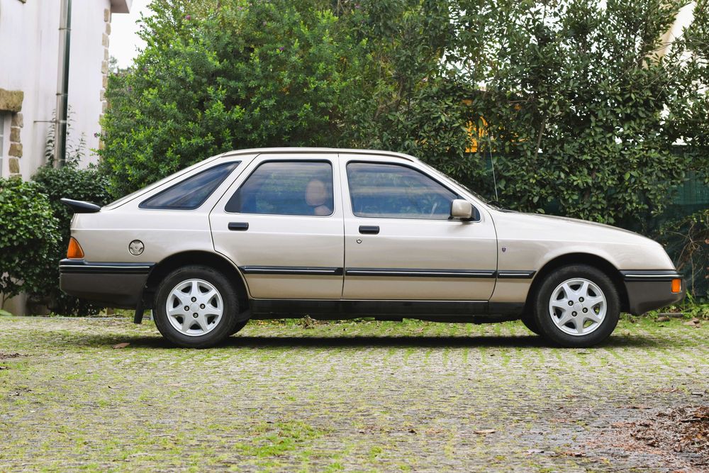 Ford Sierra Mk1 2.0 Ghia - Nacional