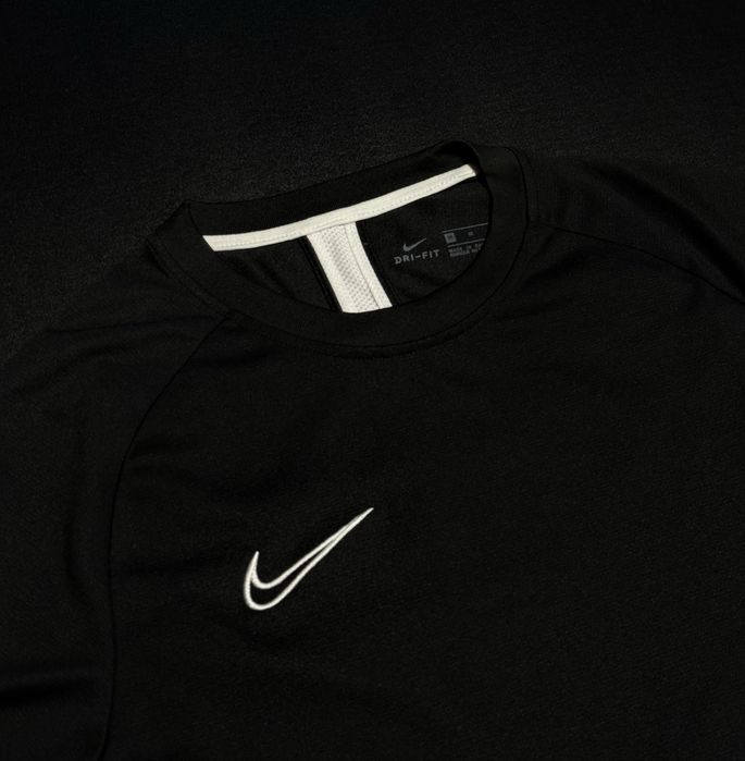 Чоловіча спортивна футболка Nike, Чорна розмір XXL, Чорна розмір M, Оригінал!