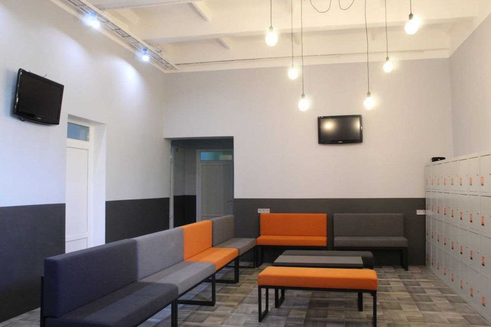 Оренда ВЕЛИКИХ спортивних залів Перемога-4 (з урахуванням комунальних)