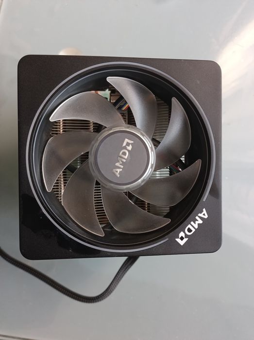 Кулер Amd wraith prism rgb