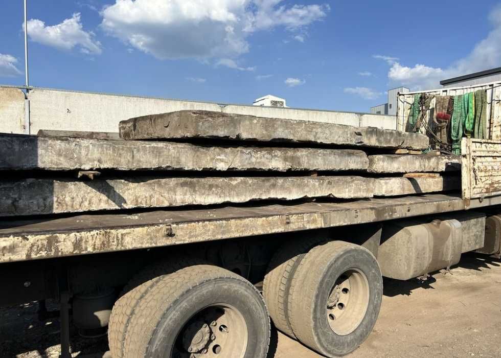 Плити дорожні. Організуємо доставку та розвантаження.