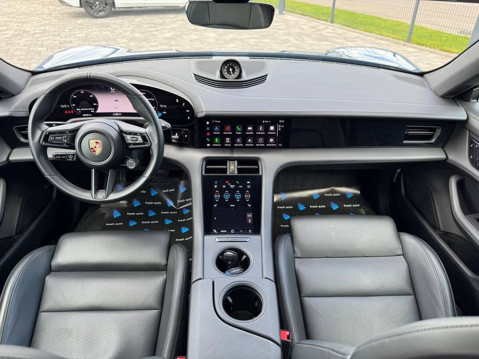 Porsche Taycan Cross Turismo 2023 freshauto