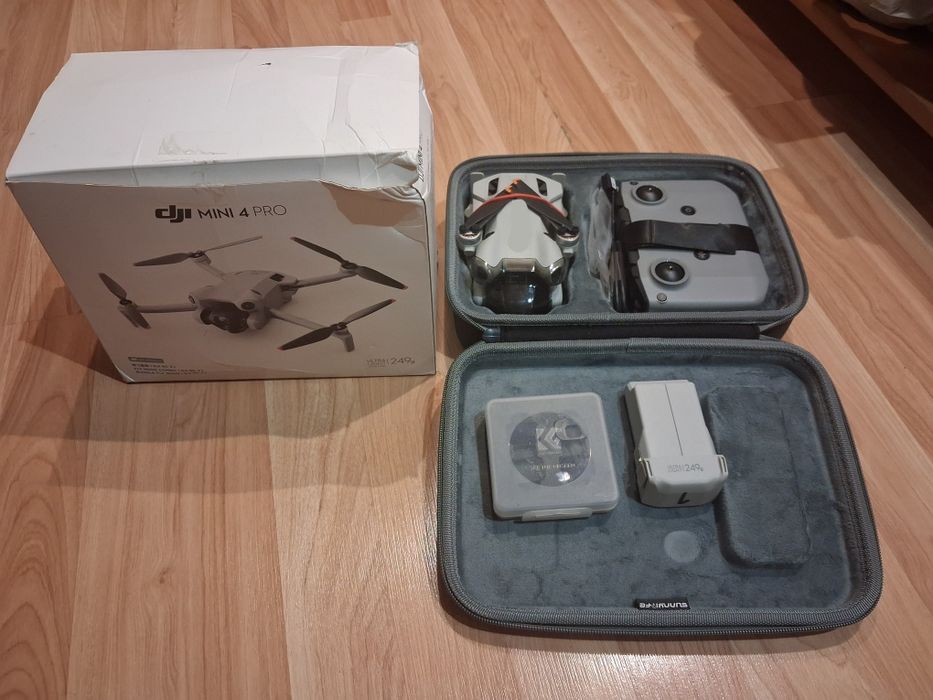 Dron DJI Mini 4 Pro