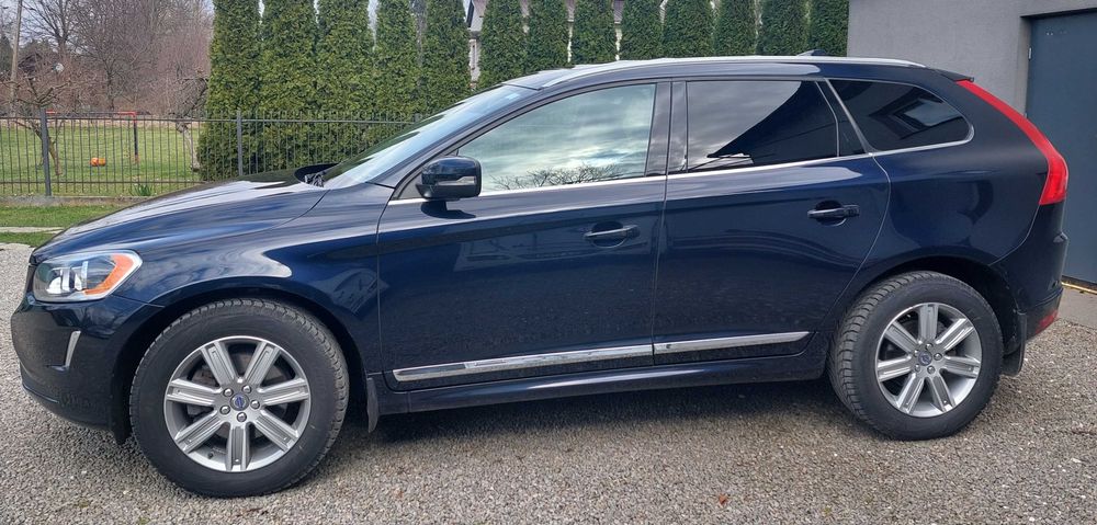 VOLVO XC 60 T6 AWD 306 km 2016