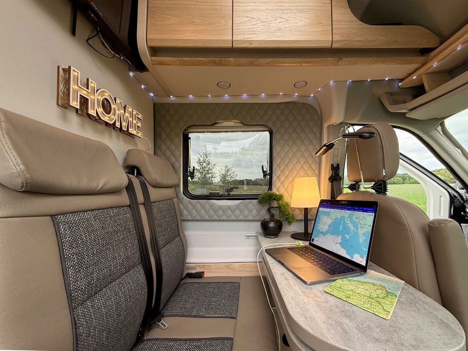 Całoroczny kamper idealny dla par | Dethleffs Globetrail | Wynajem |