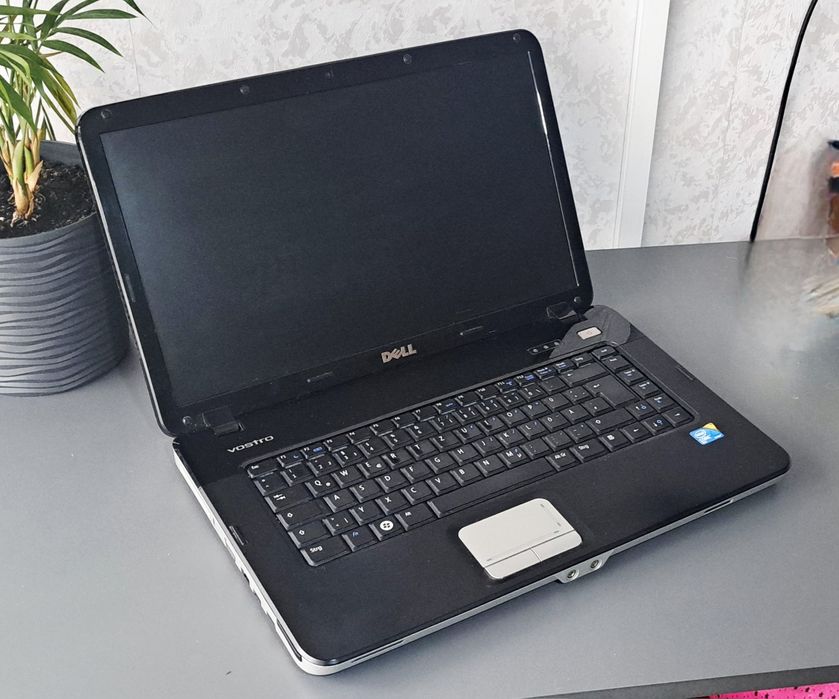 Ноутбук Dell Vostro