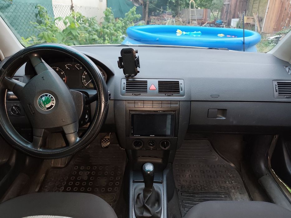 автомобіль Skoda Fabia