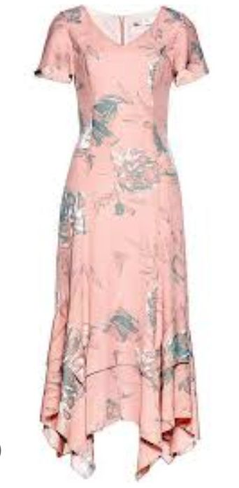 Сукня в стані нової,54-56.Вона шикарна!