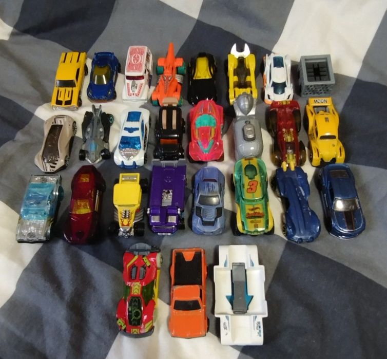 Оригінальні машинка Хотвінс