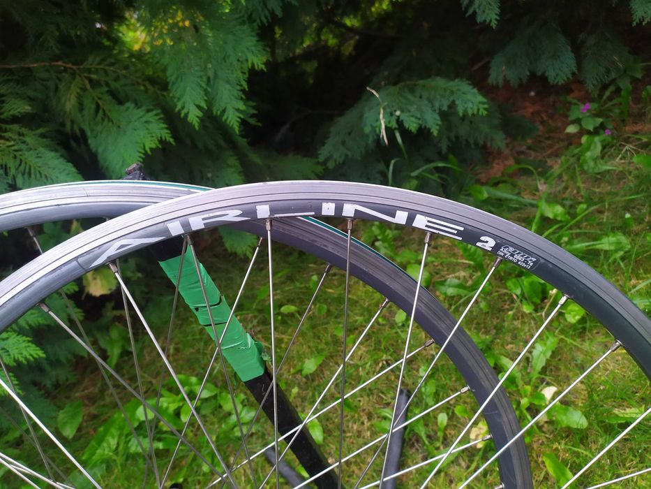 SRAM 5.0  koła szoswe VUELTA AIRLAINE 622x13  Polecam