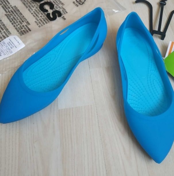 Crocs Women`s Rio Flat W9