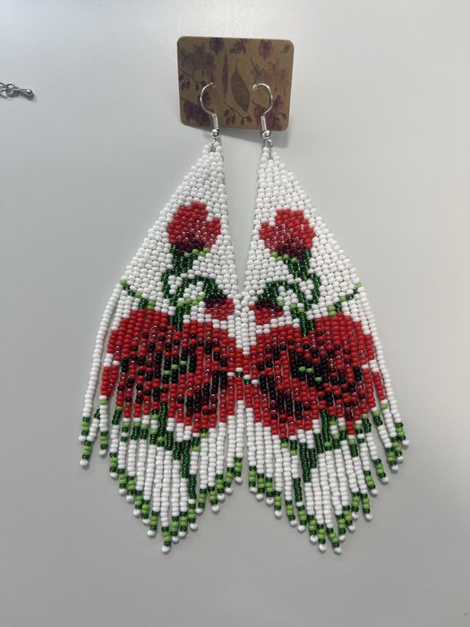 Гердан із маками