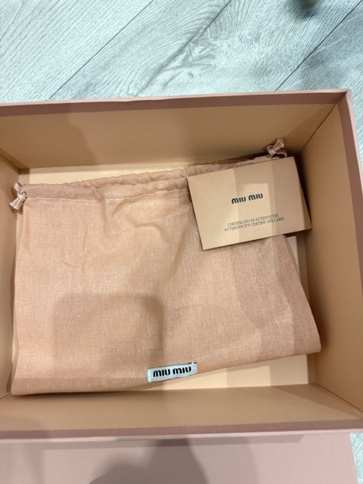 сумка-поше Miu Miu Nappa Leather Pouch