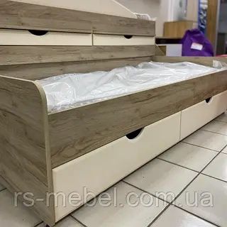 Двоповерхове двухярусне ліжко видвижне