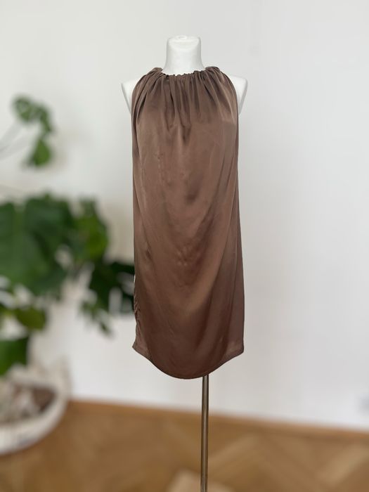 Piękna sukienka jedwabna